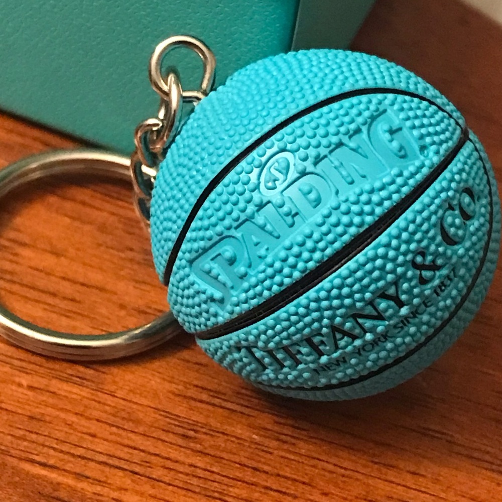 TIFFANY &CO SPALDING BASKETBALL KEYCHAIN w/STERLING SILVER EARRINGS, BOX & MORE!